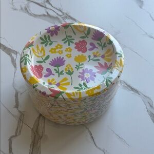 NEW Spring Floral Paper Plates- 10 inches- 100 count dinner plates